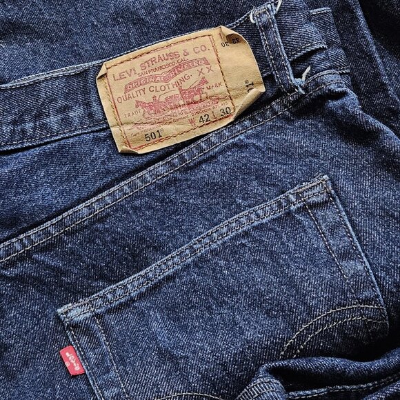 Levis 501 Straight Leg Button Fly Jeans 42x30 (38x30) - Picture 4 of 9